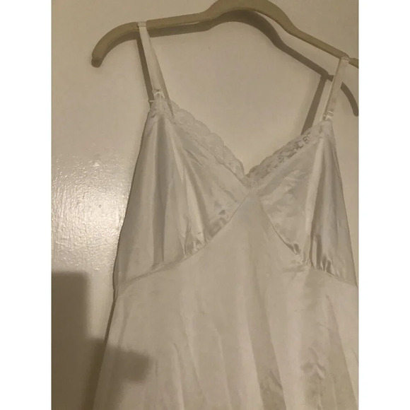 Sliperfection White Lace Accents Under Full Slip Vintage Non Cling Petticoat - Picture 2 of 5